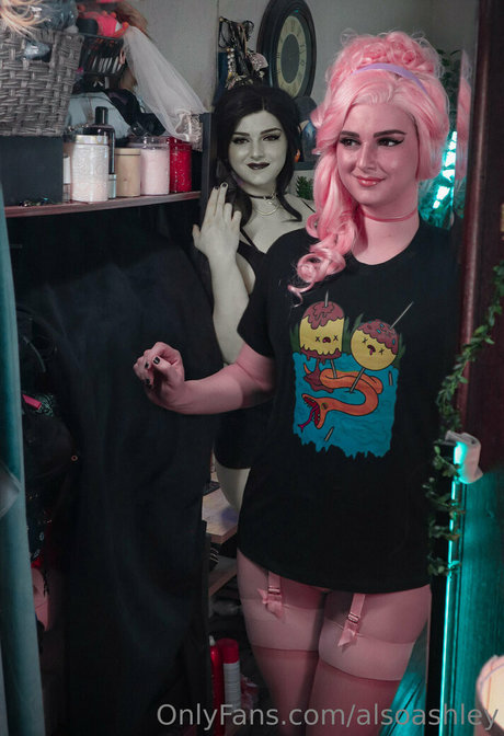 Ashley Barron star hd photos