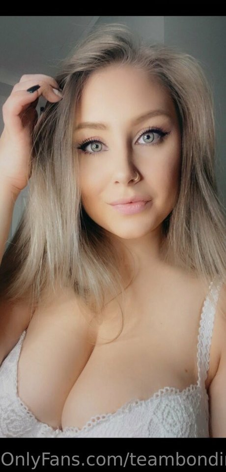 Teambonding sexy actress gallery