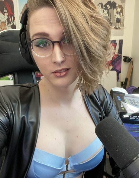 VeronicaJae hot model picture