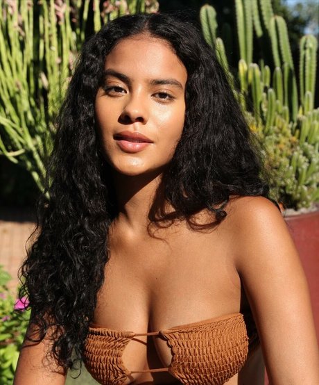 Bella Campos sex model archive