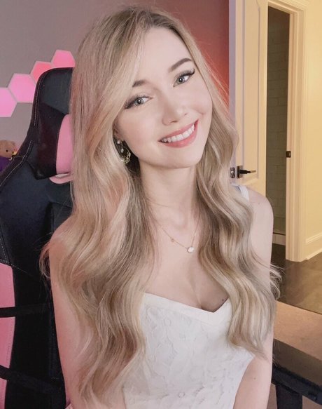 Dizzykitten nice actress photo