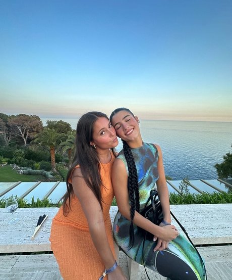 Charli D Amelio pornstar pretty archive