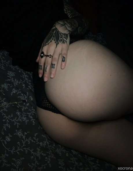 nonsalemwitch model adult pic