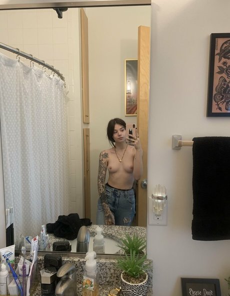 nonsalemwitch sexy pornstar photos