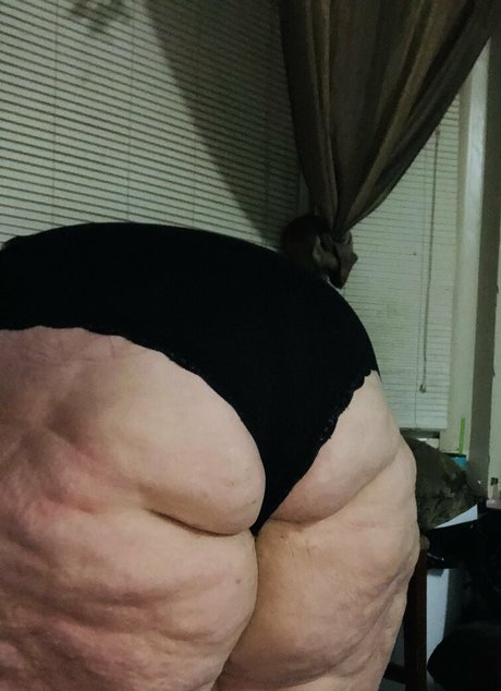 chubby nude onlyfans hot naked galleries