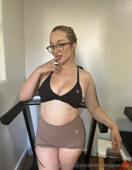 emmamagnoliaxo model best img