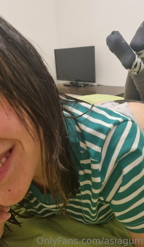 asiagum pretty actress photos