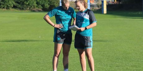 Caitlin Beevers hd model photos