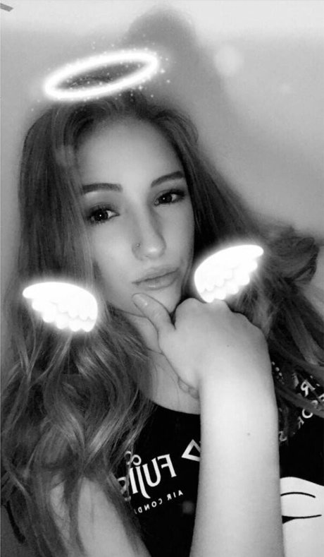 Caitlin Beevers exclusive star pics