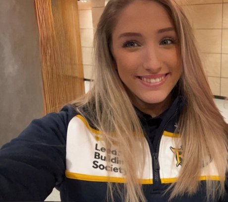 Caitlin Beevers pornstar naked photos