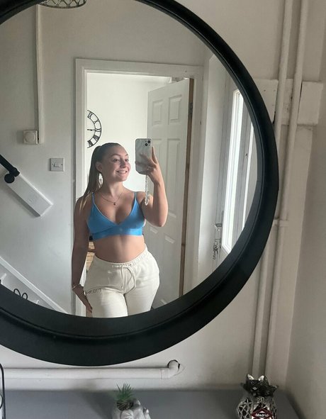 The Katies star sexy archive