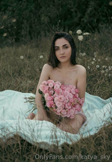 katya sky exclusive model img