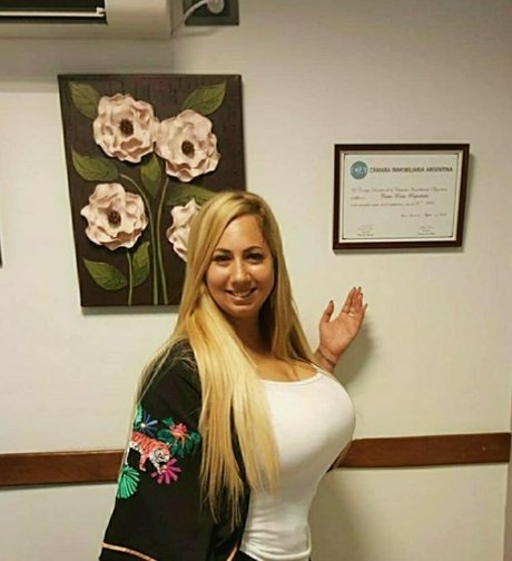 blonde maria model pretty galleries