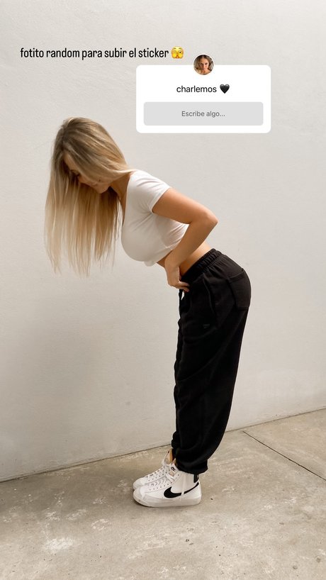 Sol Aguilera star high quality img