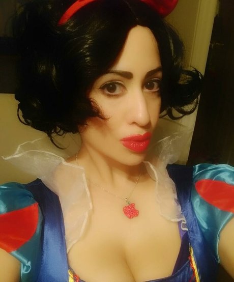 Jennifer Cortez beautiful star pic