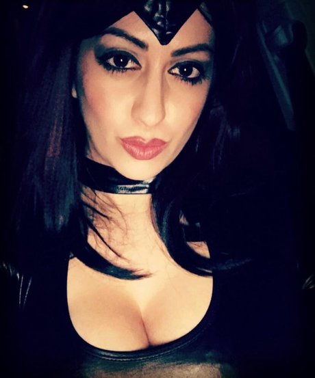 Jennifer Cortez nice model pic