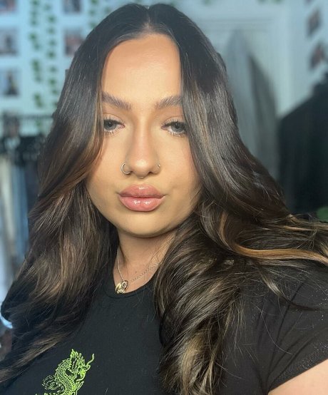 chelsea leigh star nice photos