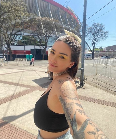 Delfi Peralta Profile pic