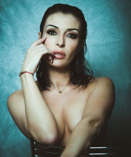 Sheila Capriolo nice model pics