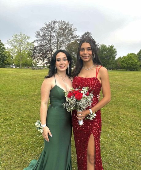 Nicole Fatone star free gallery