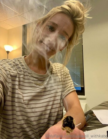 livewell withkate nude star images