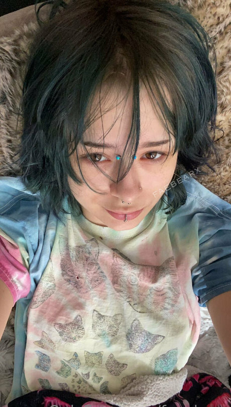 faexbear star adult pics