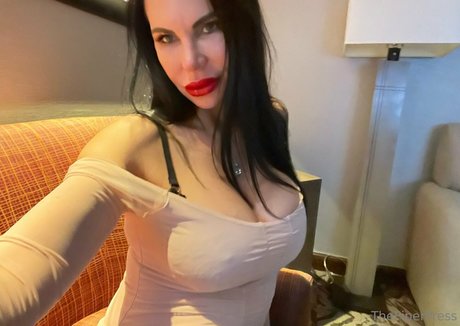 piperpressmn erotic pornstar pic