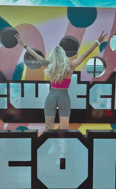 Kunshikitty free model galleries