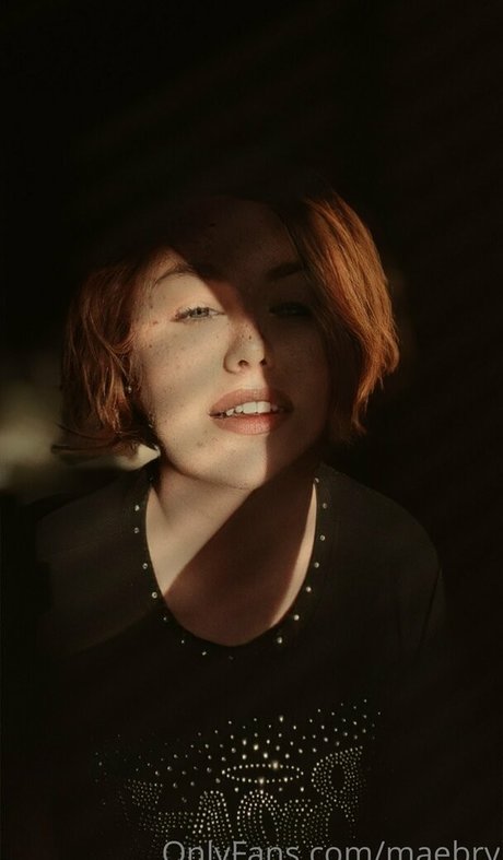 maebry model adult photos