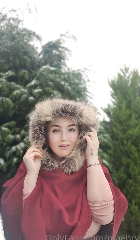 maebry pornstar nudes archive