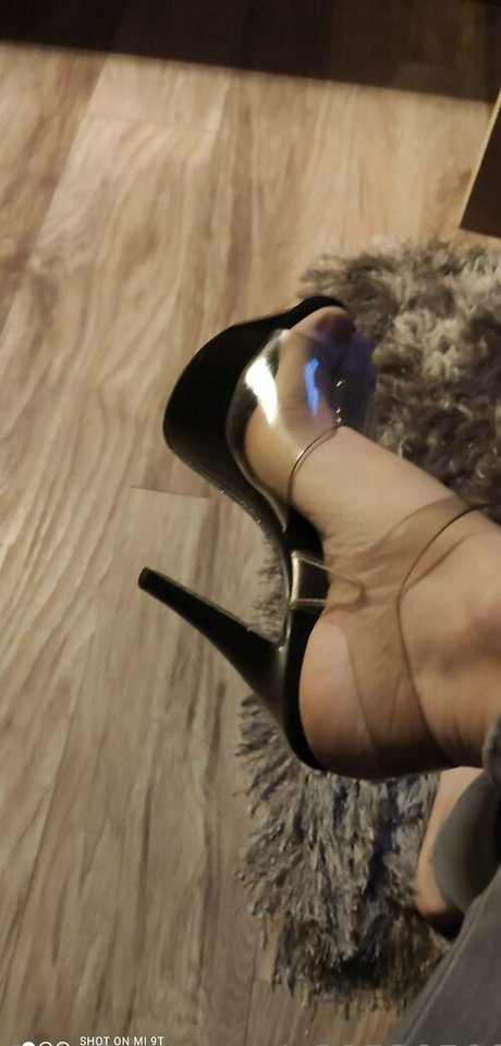 nykolerotic pretty model pics