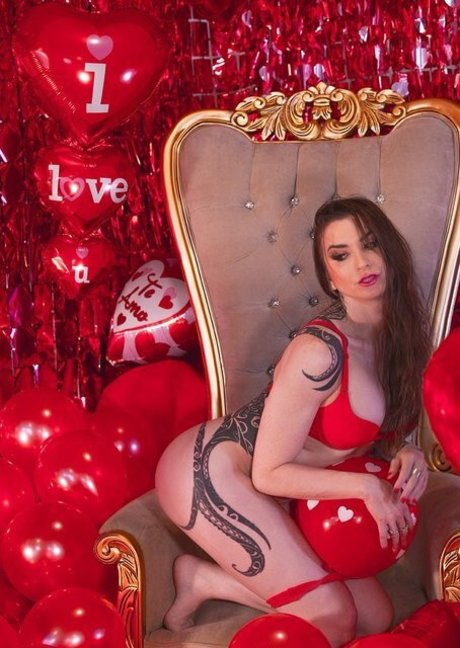 Ingrid Brans pretty model img