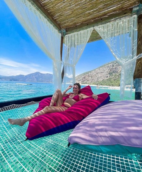 Robyn Richford pornstar erotic pic