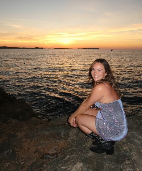 Robyn Richford free pornstar galleries