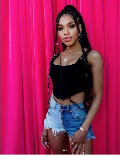 Teala Dunn pornstar nice pics
