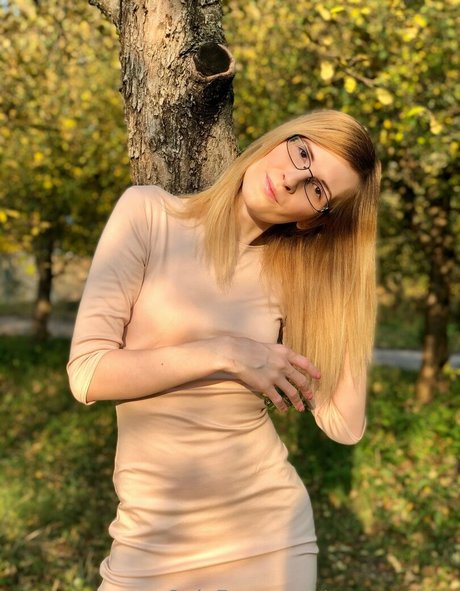 ts avy white xxx pornstar picture