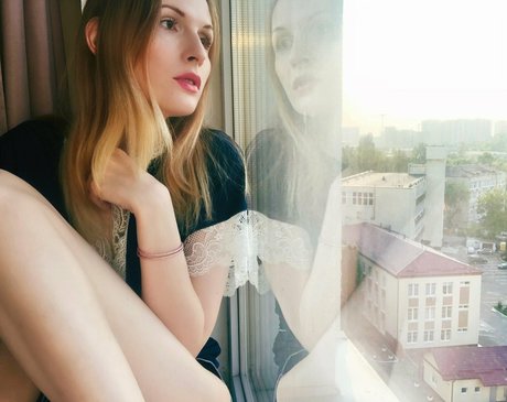 ts avy white free actress pics