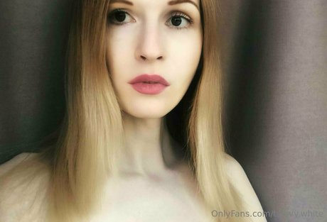 ts avy white naked star picture