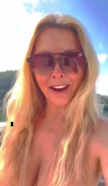 Carol Vorderman model hot archive