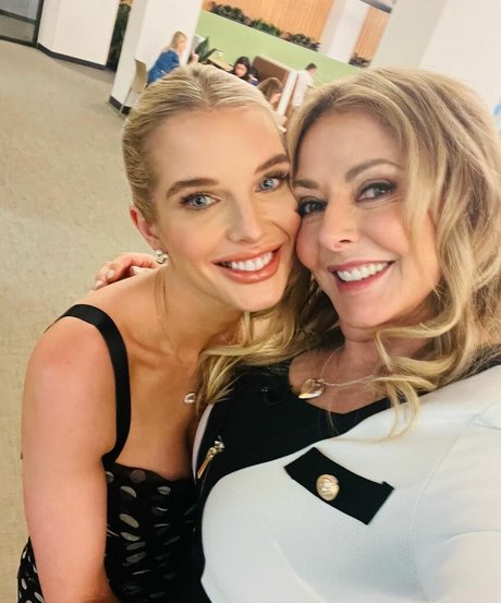 strip nude onlyfans free porn image