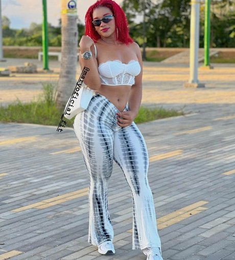 maryoficial fit star hot image