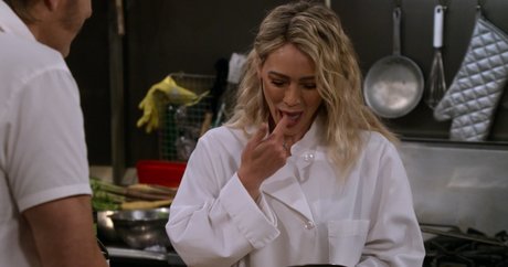 Hilary Duff star nudes archive