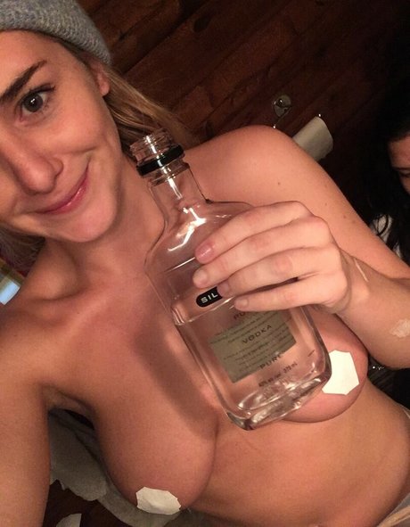 Addison Timlin pornographic model photos