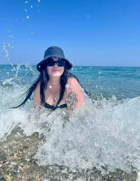 jenny chubby model photos