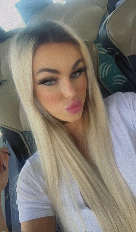 xbarbie malibux Profile pic