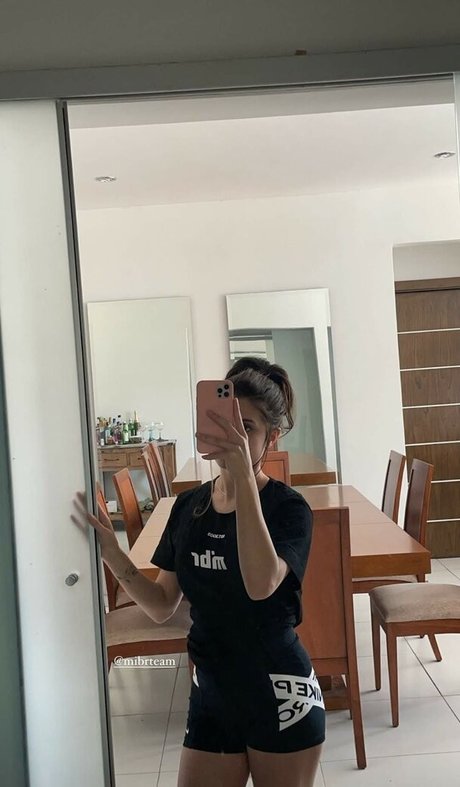 Yayahuz perfect pornstar photos