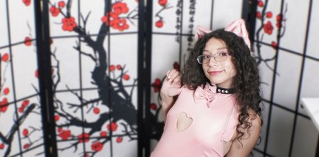 itwhiskarafterdark model perfect img