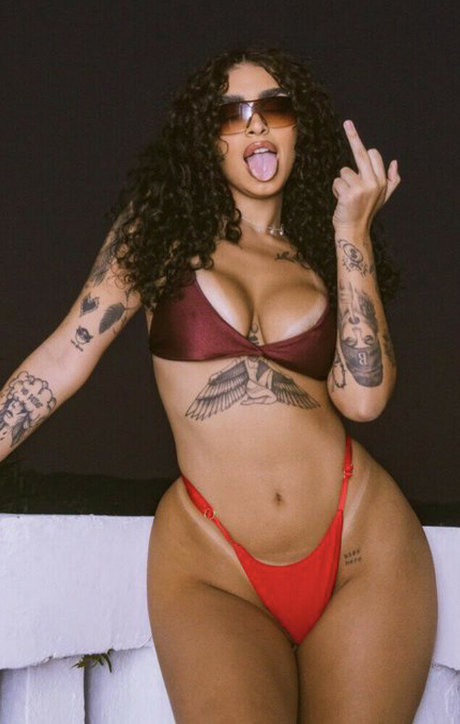 biancaoficial sexy actress photos