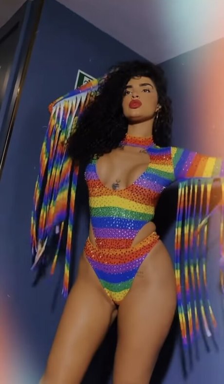 biancaoficial model hot galleries