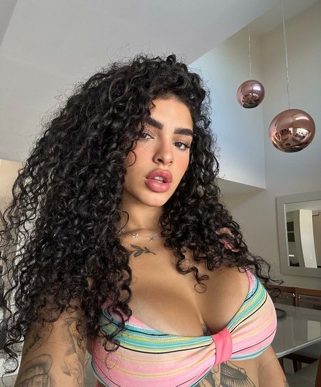 biancaoficial nudes model galleries